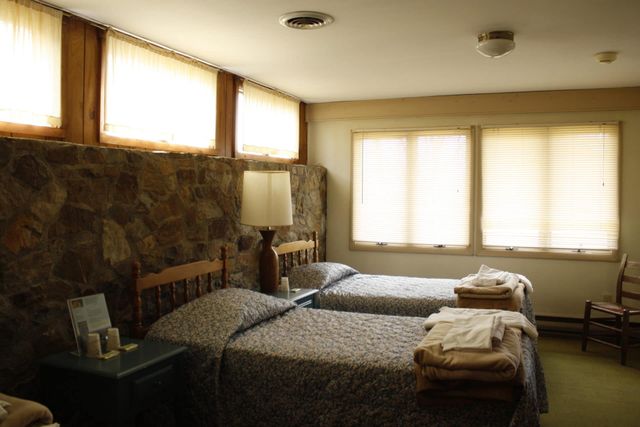 Featured photo from Nelson Lodge