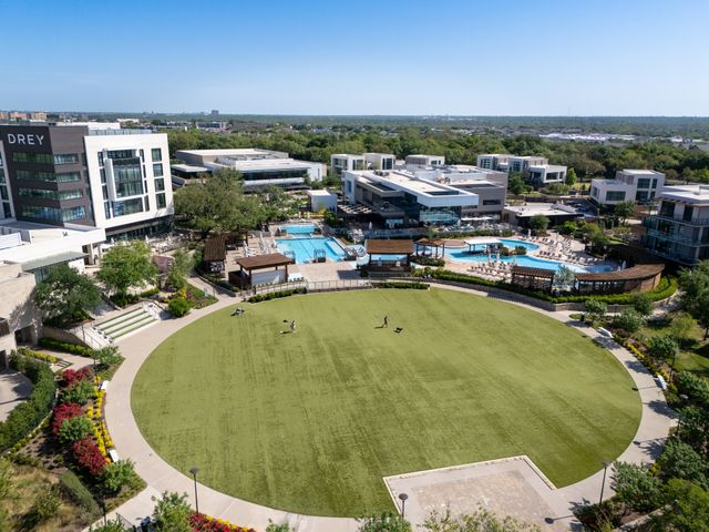 Featured photo from Drey Hotel- Great Lawn