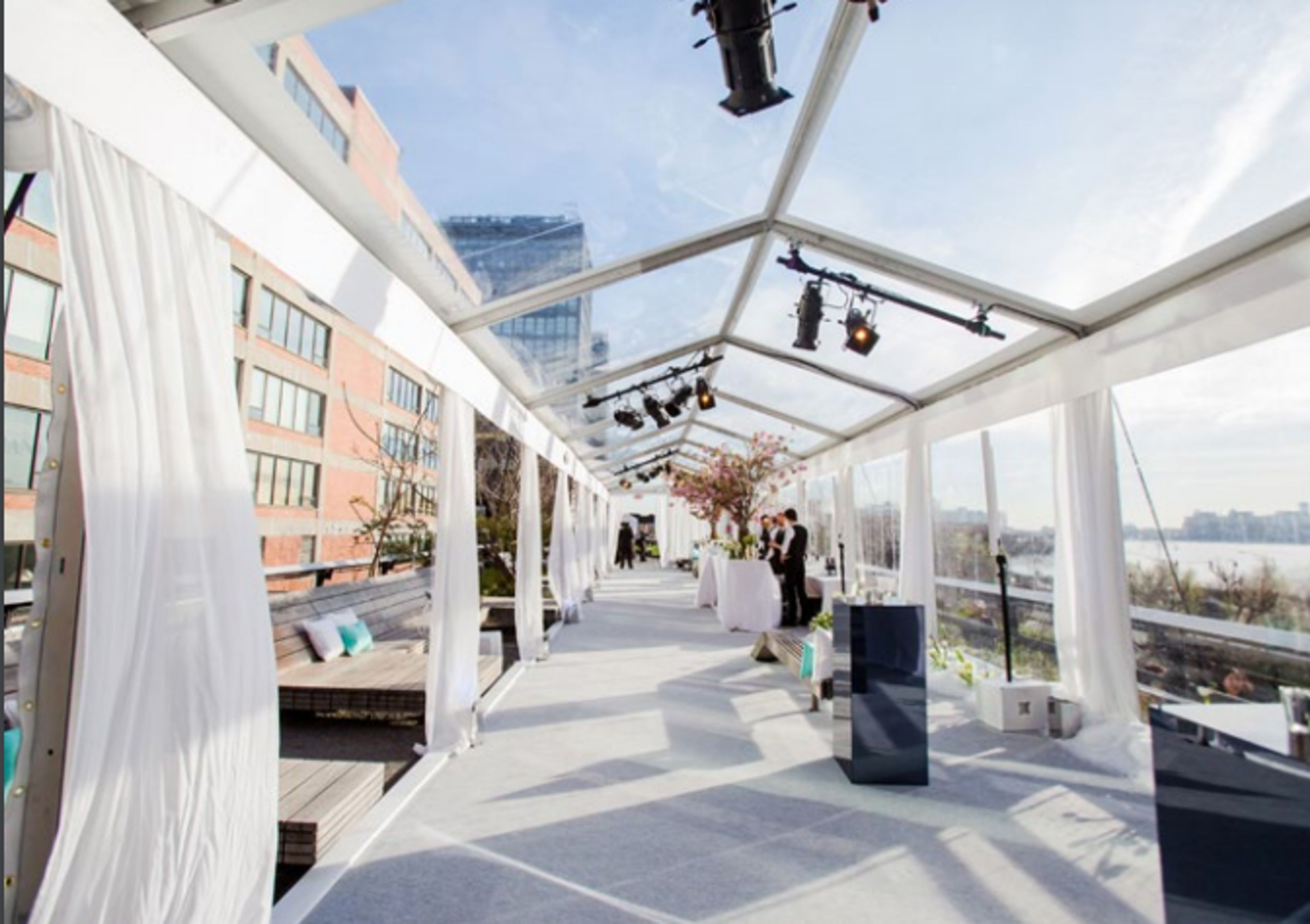Chelsea Market Passage + Diller – von Furstenberg Sundeck, an event space at The High Line