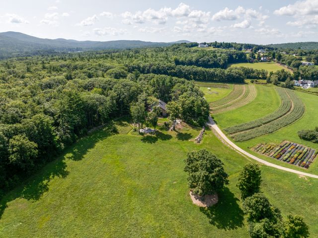Featured photo from The Howe Barn