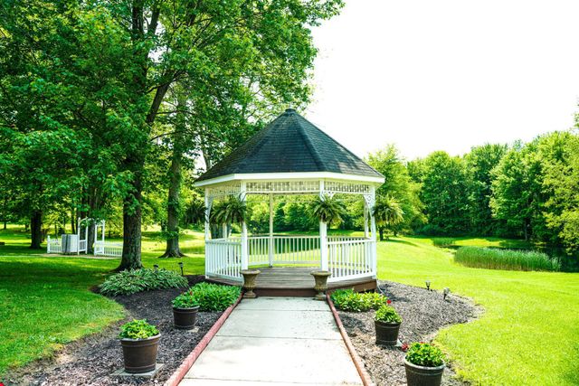 Featured photo from Outdoor Lawn