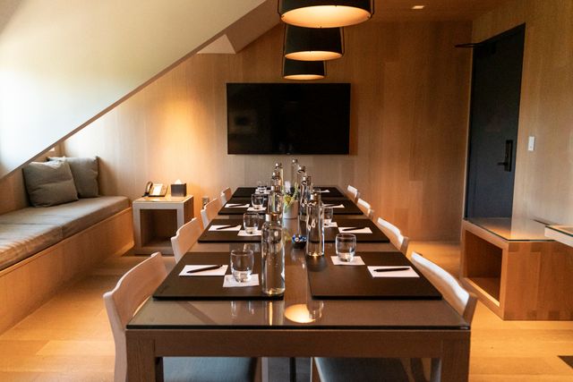 Featured photo from Estate Manor Boardroom