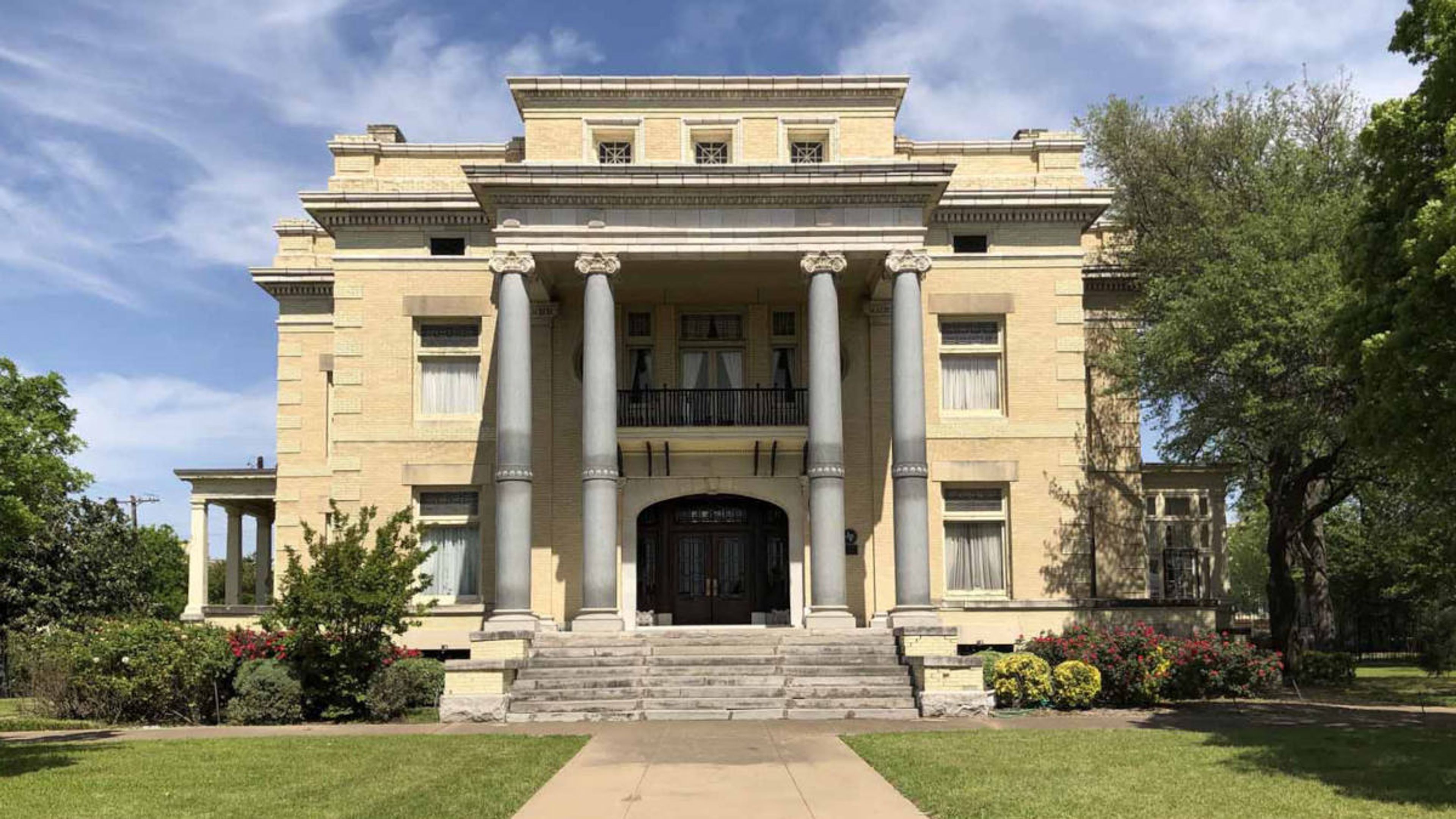 The Alexander Mansion, an event space at The Dallas Woman's Forum at the Alexander Mansion