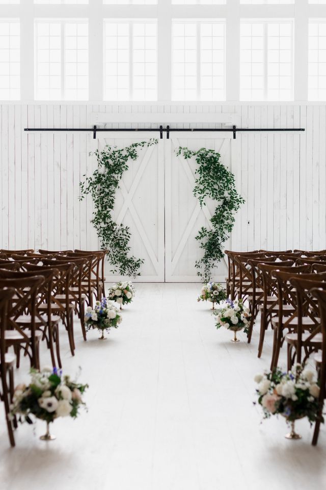 Featured photo from Simplistic Barn Wedding at The White Sparrow in Quinlan, TX