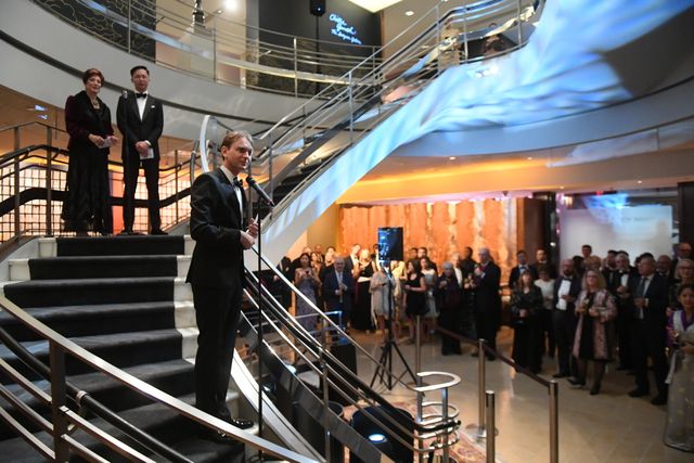 Featured photo from Spiral Lobby