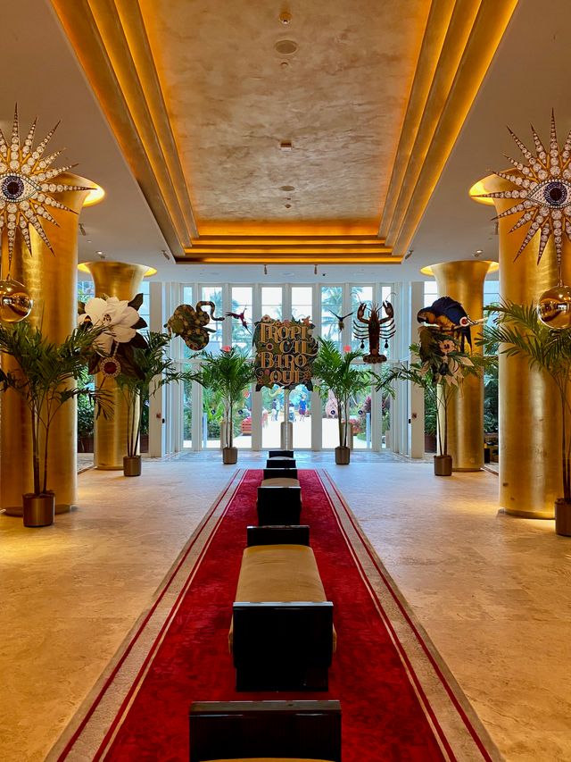 Featured photo from Elegantly Tropical NYE Celebration