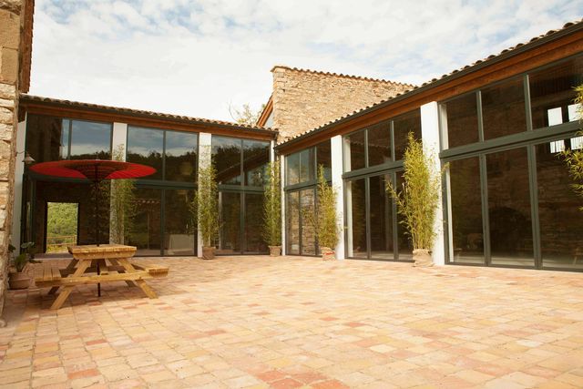 Featured photo from El Barri