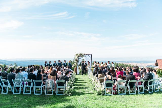 Featured photo from Effortless Outdoor Wedding at Thomas Fogarty Winery in Woodside, CA