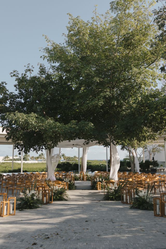 Featured photo from A MLB Studded Destination Wedding at St. Regis Kanai