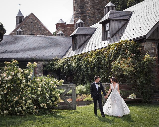 Featured photo from Elegant Rustic Wedding