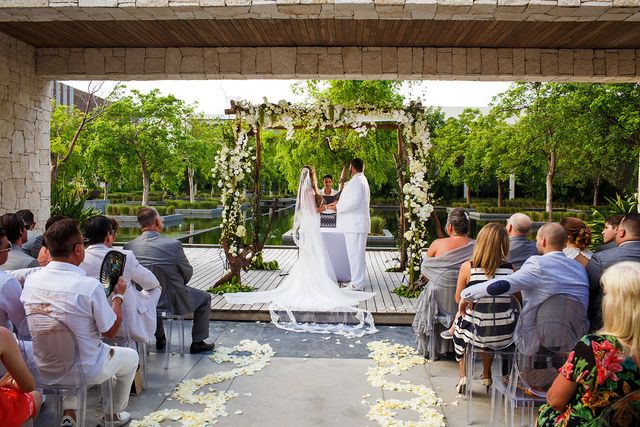 Featured photo from Cancun Luxury Wedding, Nizuc Resort