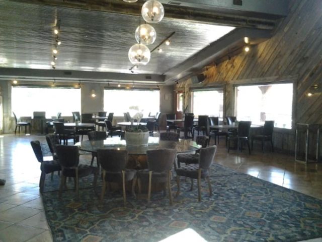 Featured photo from Titan Tower Room