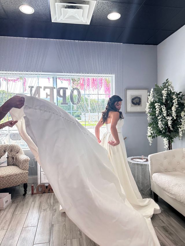 Featured photo from BRIDES