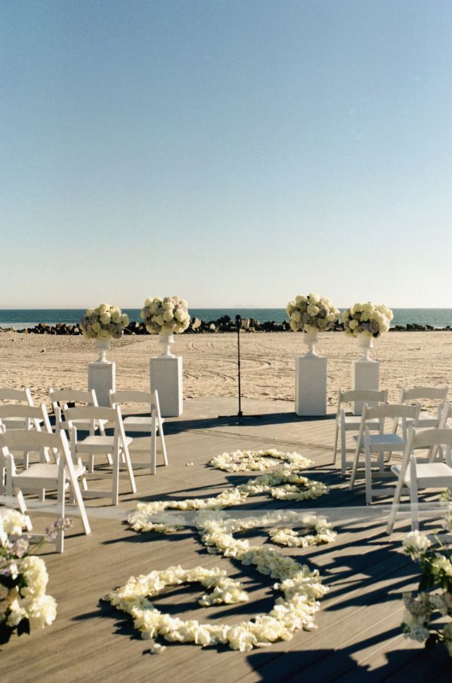 Featured photo from Pearls on the Coast: A Modern Beachside Celebration