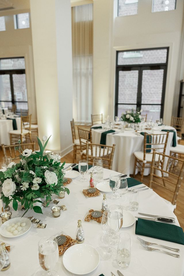 Featured photo from Old Town Alexandria Classic Wedding