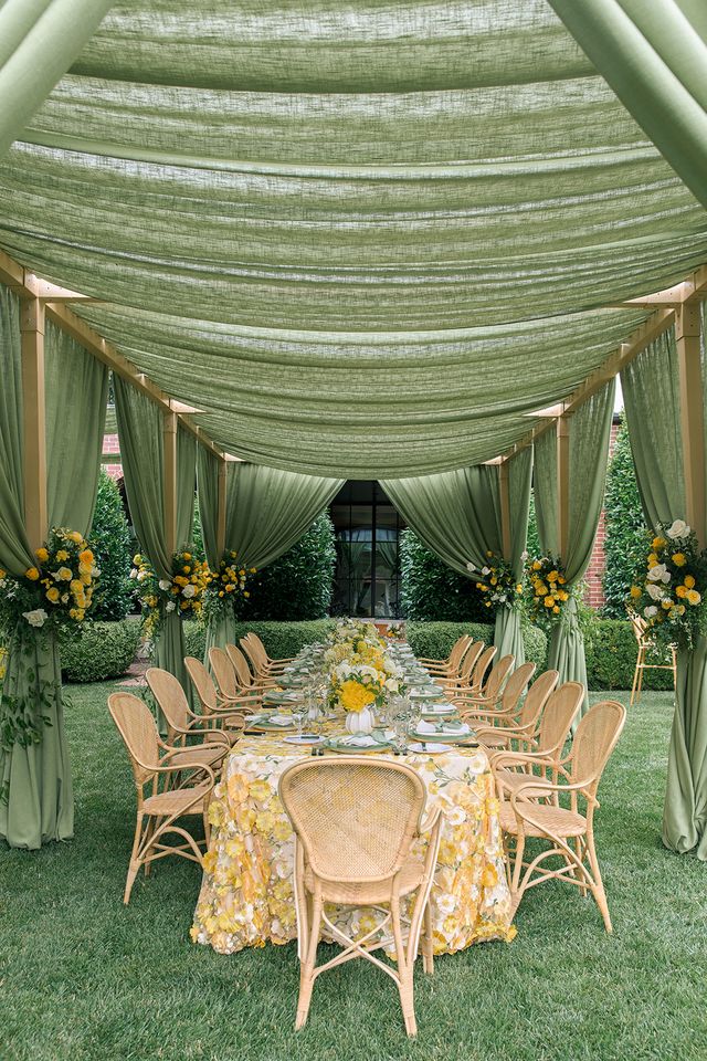 Featured photo from Garden Bridal Shower with Fresh Citrus Hues and Floral Elegance