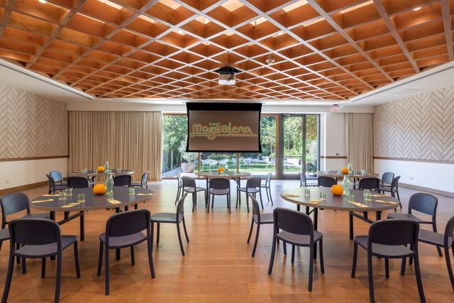 Featured photo from Bobbie Nelson Lawn & Room