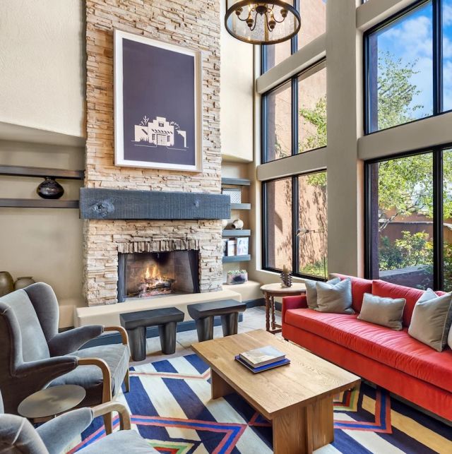 Featured photo from The Lobby