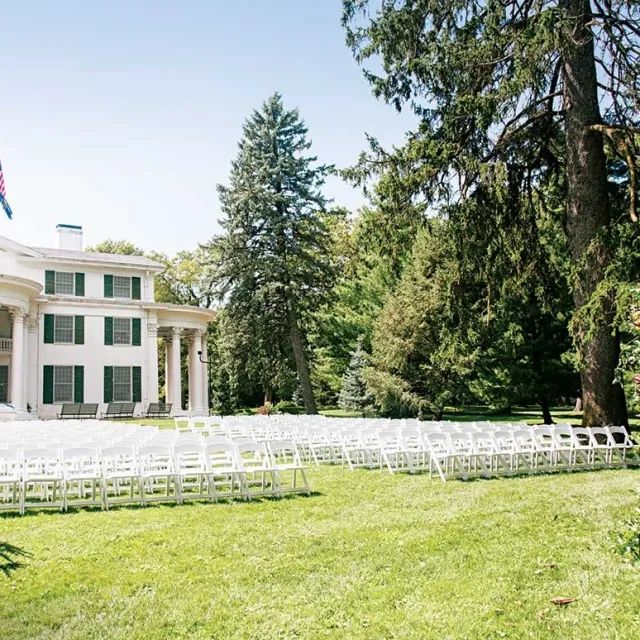 Featured photo from Heart-Shaped Lawn