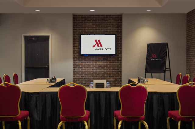 Featured photo from Harbor II Meeting Room