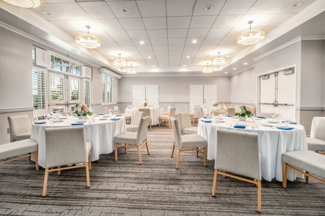 Featured photo from Antigua Room