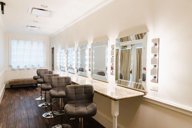 Featured photo from Getting Ready Suites