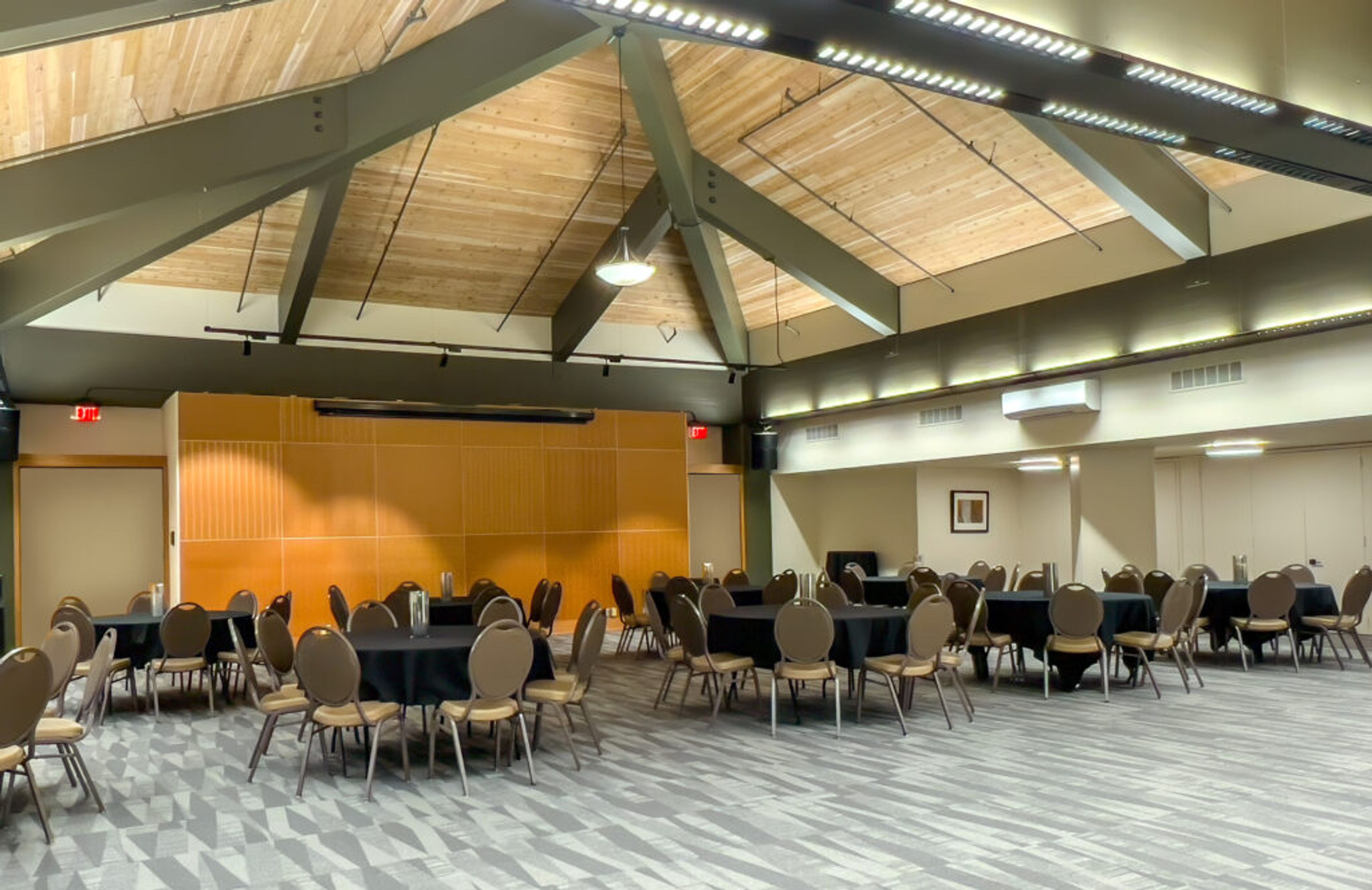 Columbia Room, an event space at Best Western Plus Hood River Inn