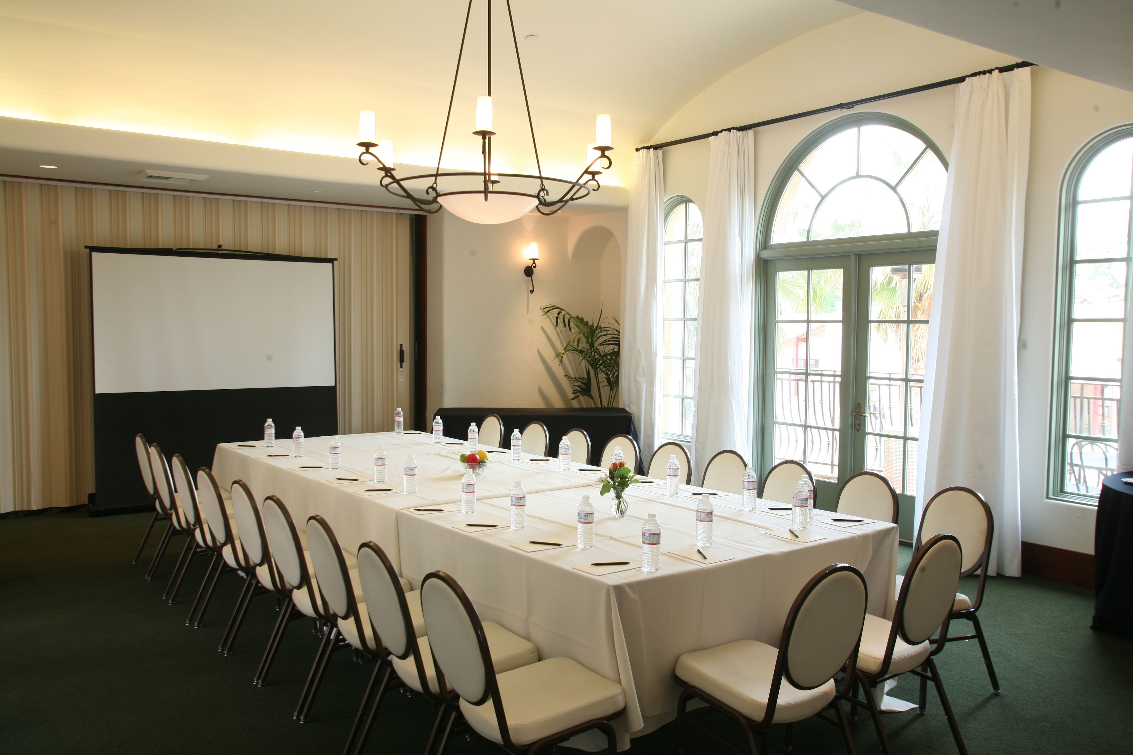 Monte Sereno Room, an event space at Hotel Los Gatos
