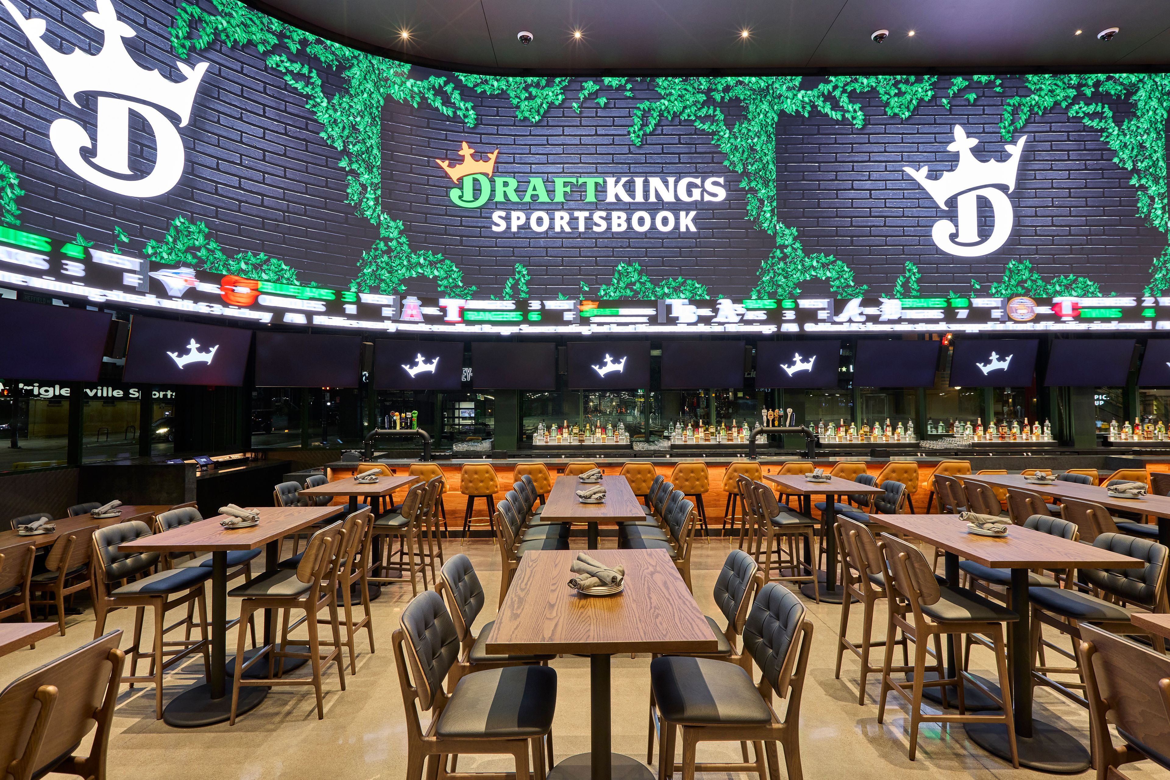 Main Level, an event space at DraftKings Sportsbook at Wrigley Field