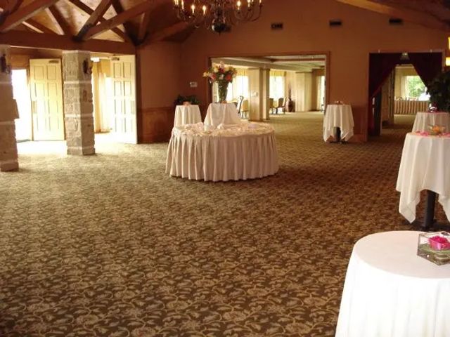 Featured photo from Oak Room