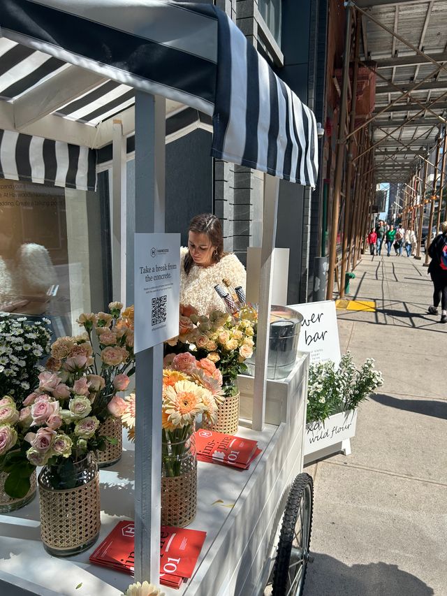 Featured photo from Spring Floral Cart
