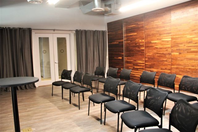 Featured photo from Meeting Room