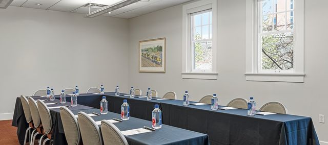 Featured photo from Santa Fe Meeting Room