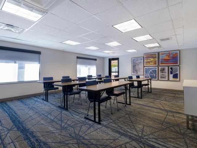 Featured photo from Meeting Room
