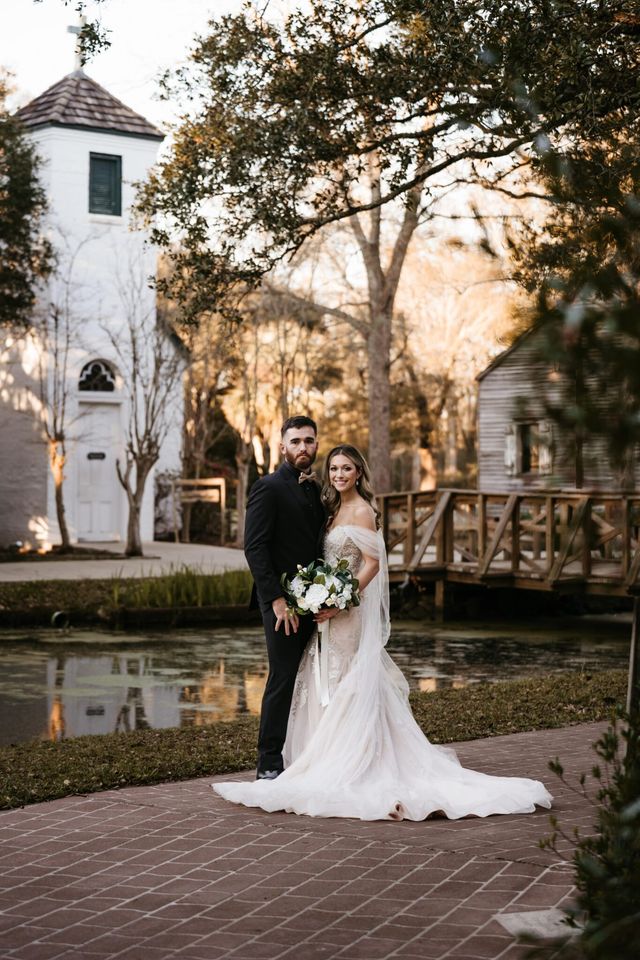 Featured photo from New Hope Chapel