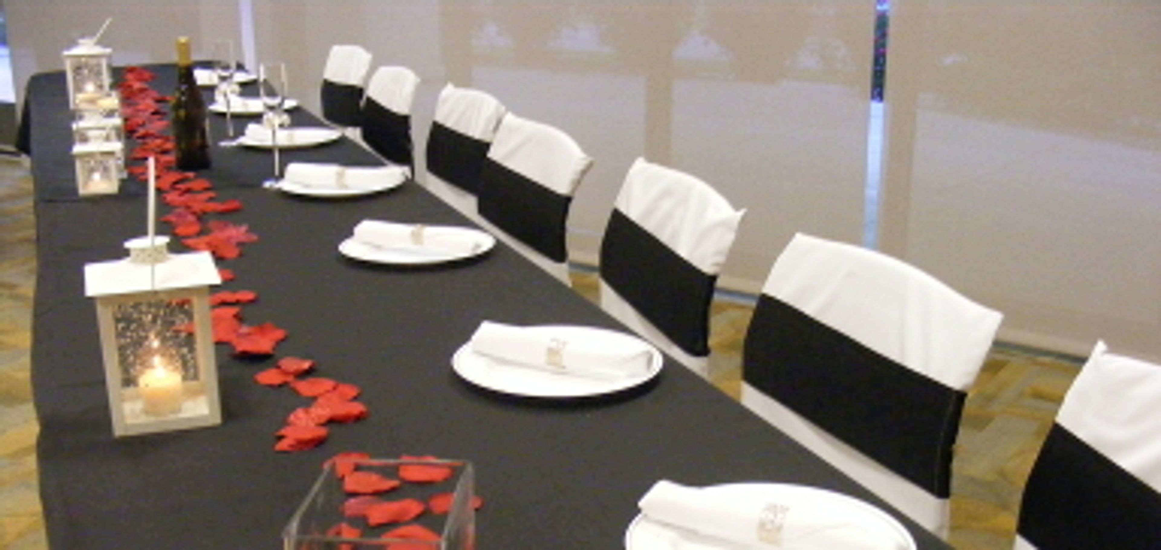 Full Banquet Facility, an event space at Gladstone Community Center