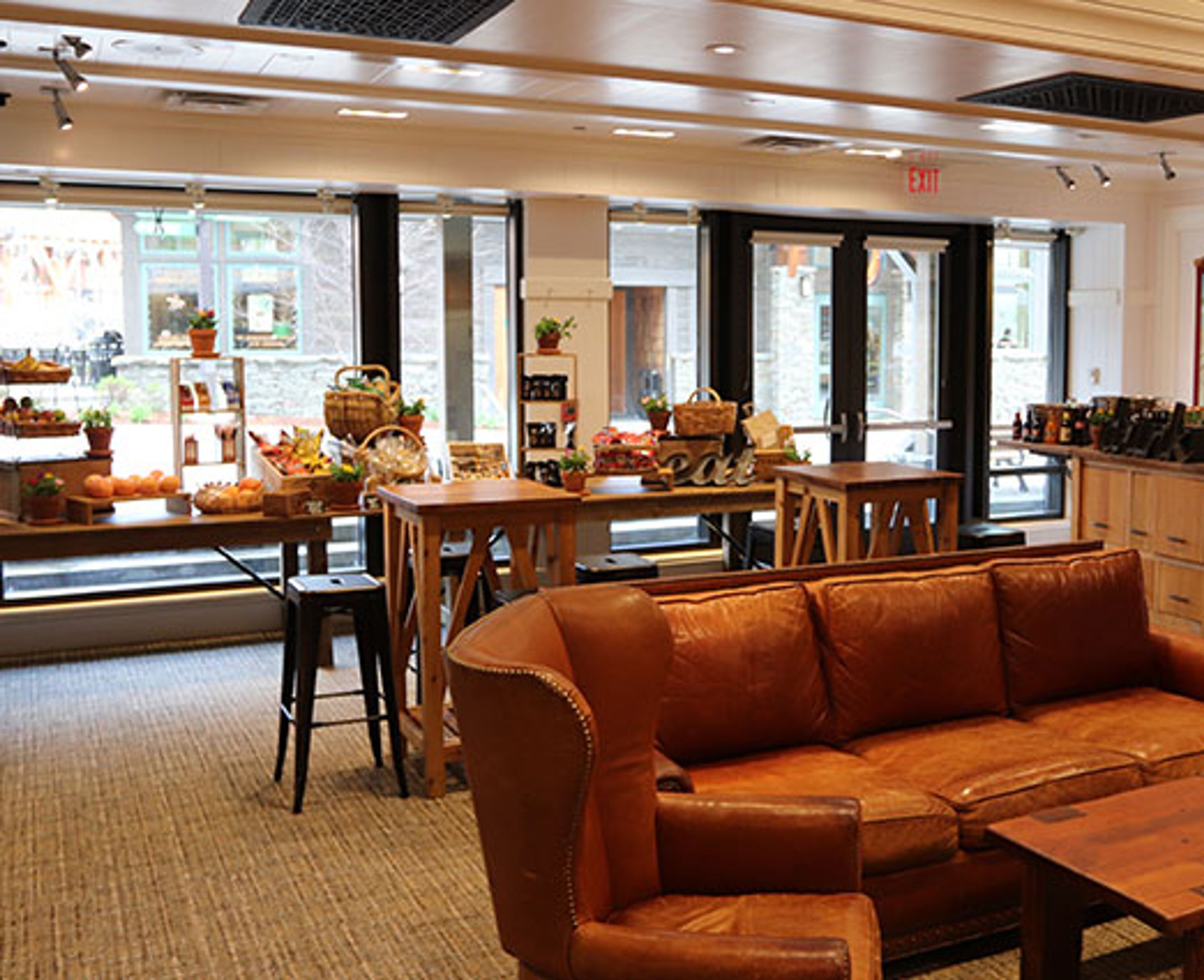 White Pines, an event space at Stowe Mountain Lodge