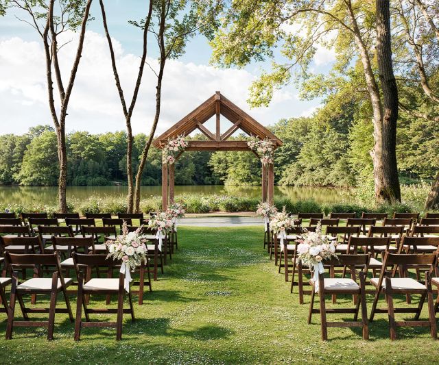 Featured photo from Serenity Grove – Lakeside Ceremony