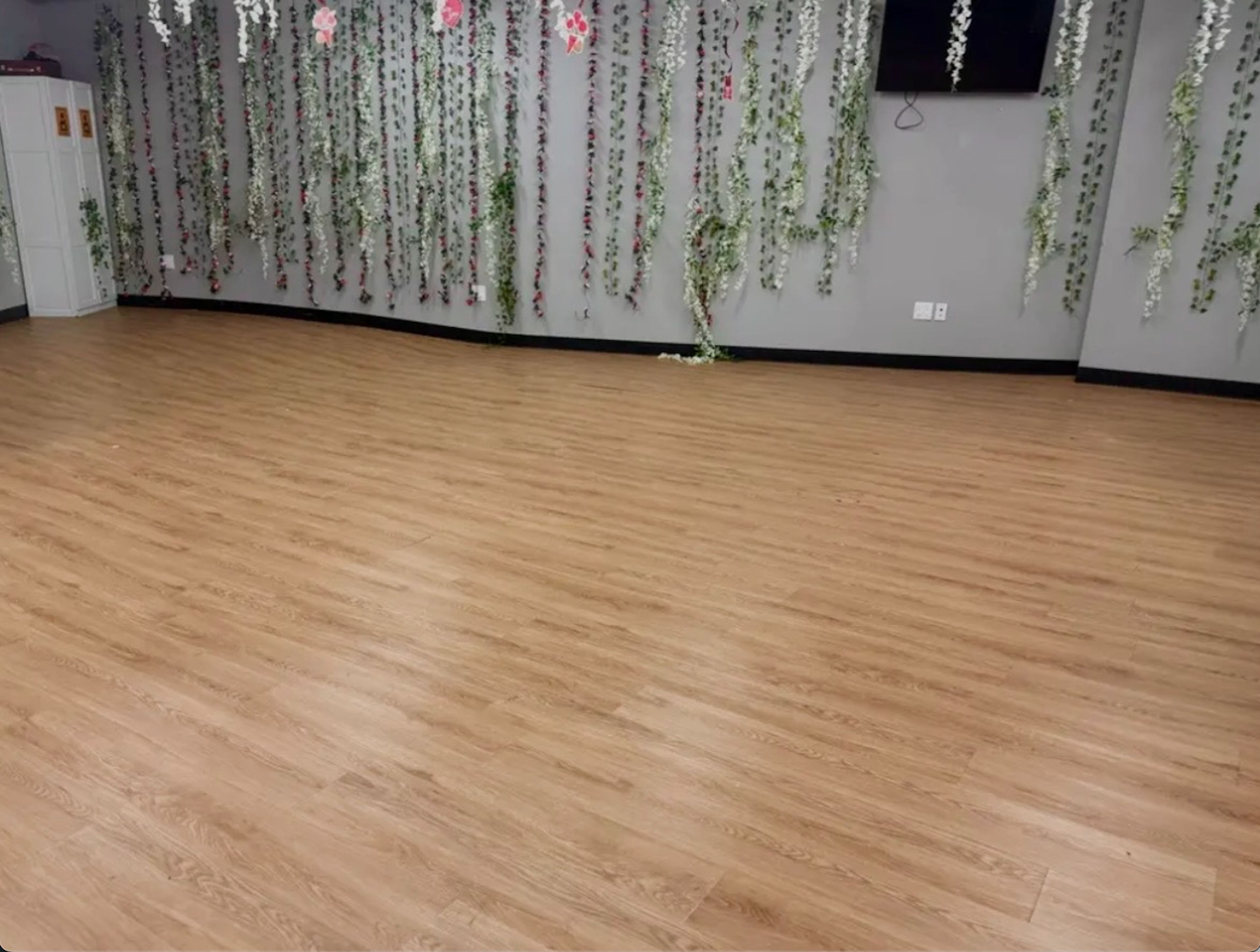 Multi-Use Event/Arcade, an event space at Broadway Community and Activity Center