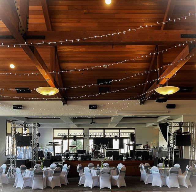 Featured photo from River Lodge Conference & Event Center