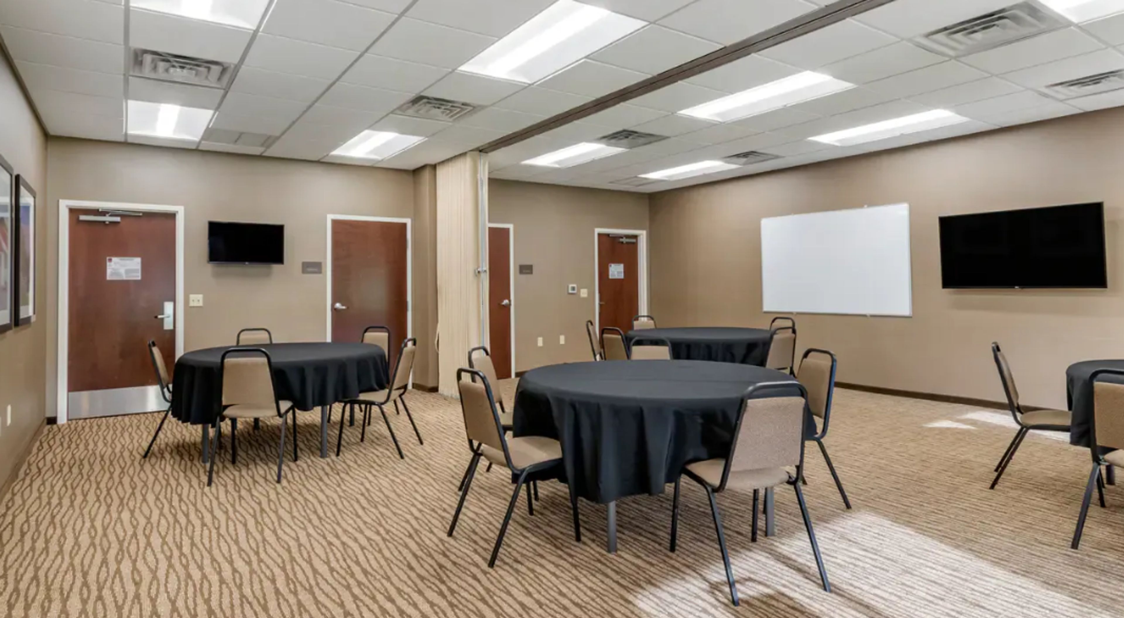 Meeting Room, an event space at Comfort Suites Manheim-Lancaster