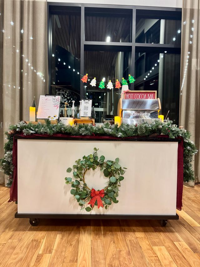 Featured photo from Festive Decor