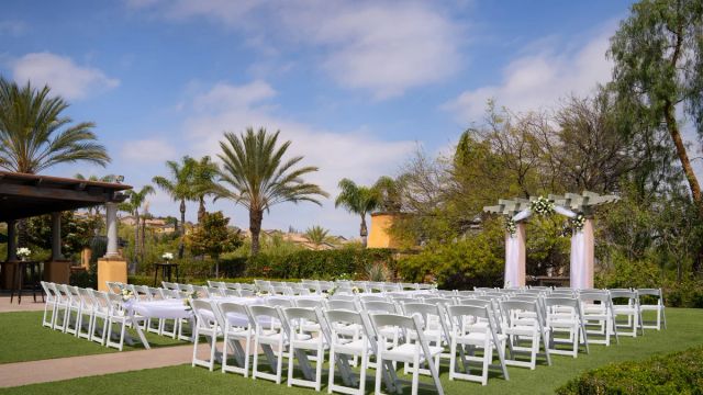 Featured photo from Lawn/ Terrace Ceremony Site