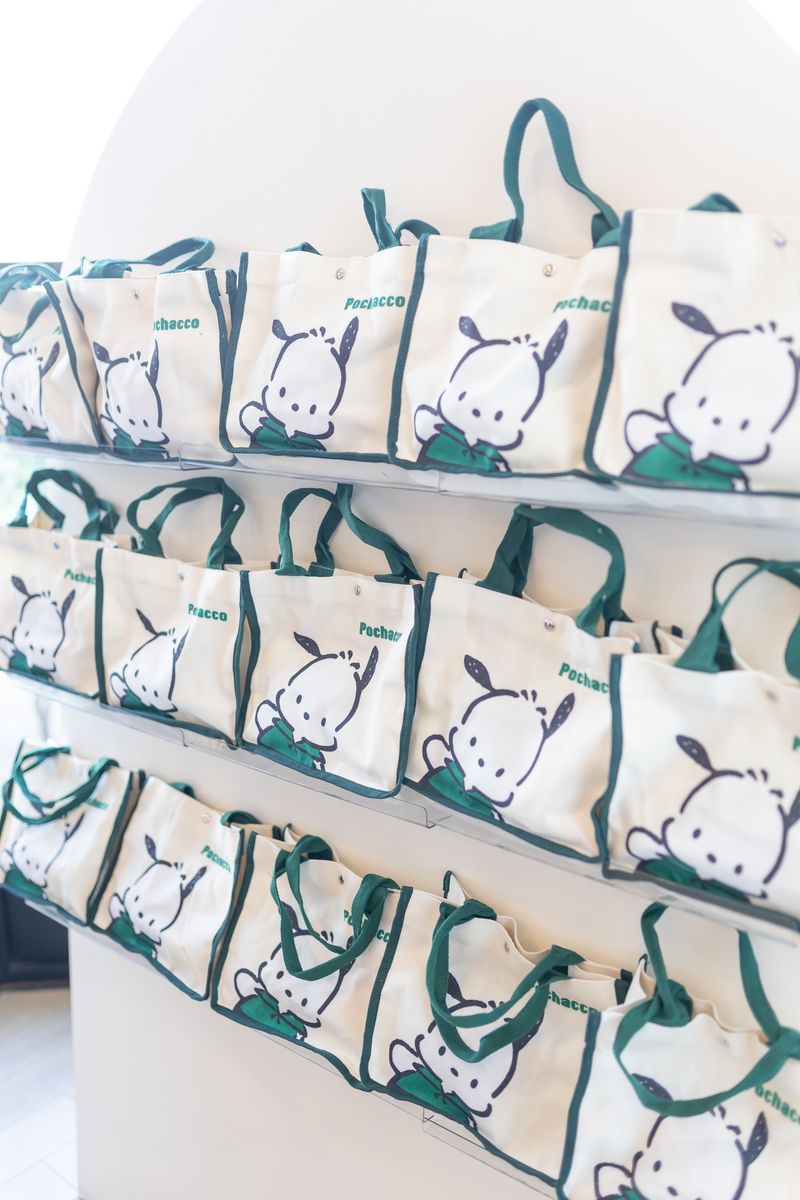 Custom Tote Bag Station