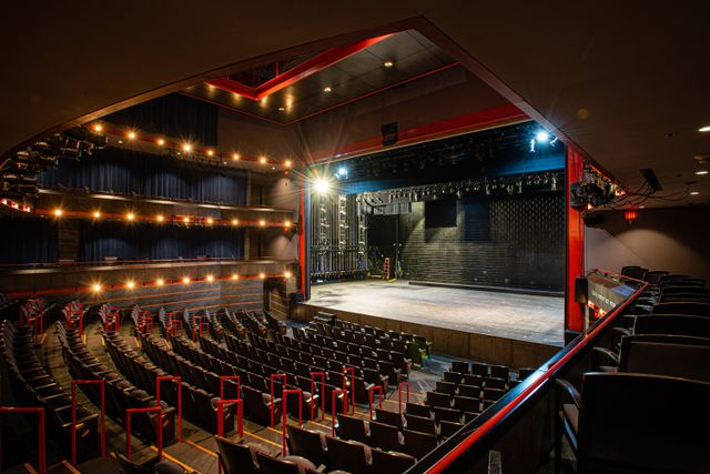 Featured photo from Victoria Theater Lizzie & Jonathan Tisch Stage