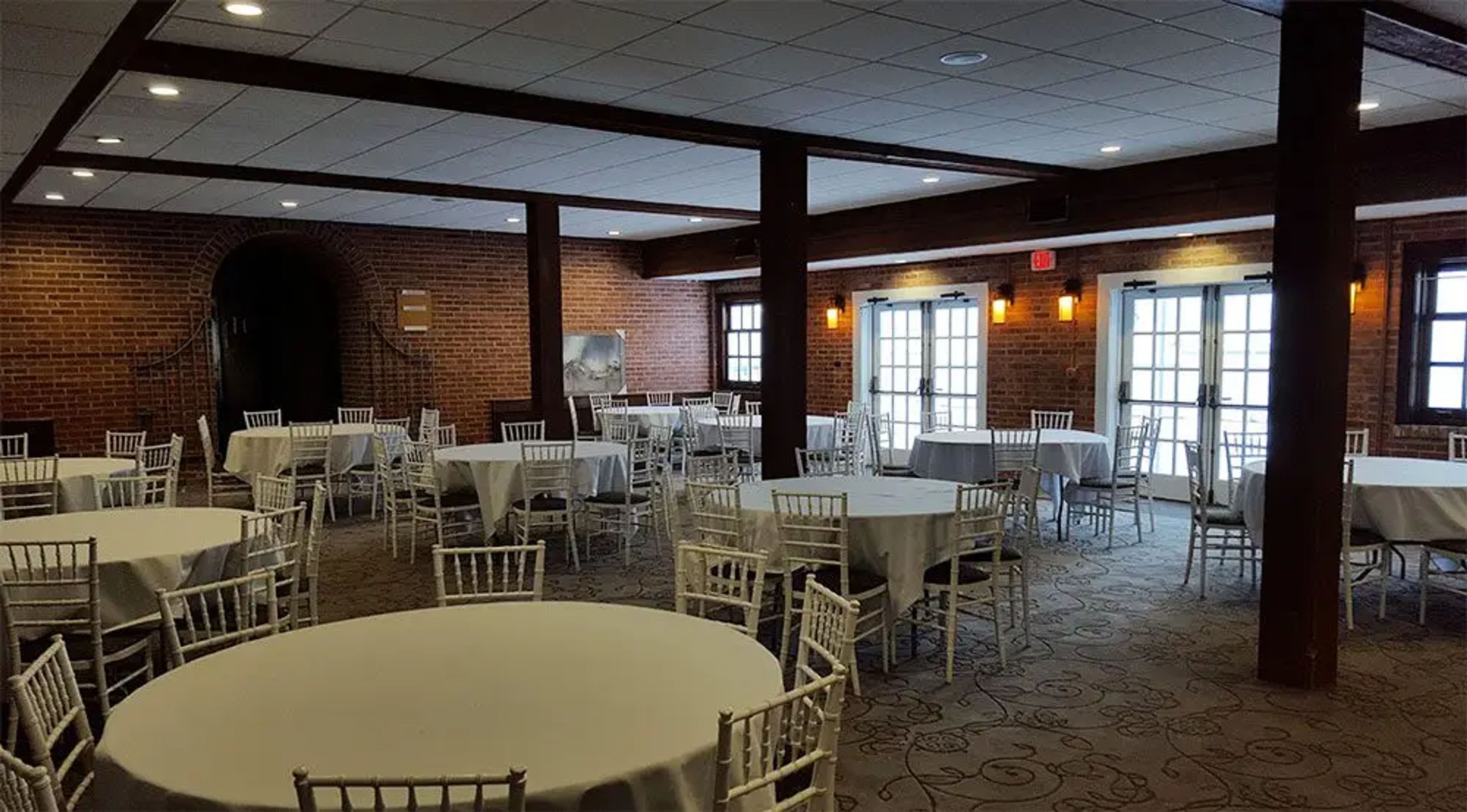 The Hanna Room, an event space at Dino's at Manakiki