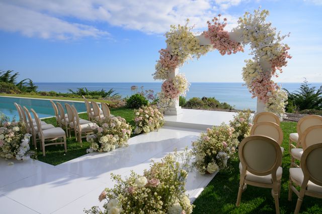 Featured photo from Celebrate This Modern LA Wedding with Sculptural Florals and Refined Tablescapes