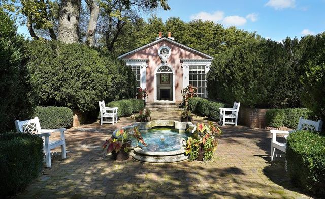 Featured photo from Glen Burnie Garden Spaces