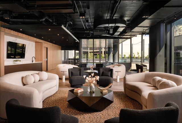 Featured photo from 4th Floor Club Lounge (1900 Broadway)