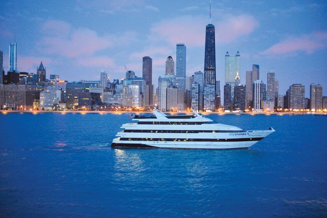 Featured photo from Odyssey Chicago River